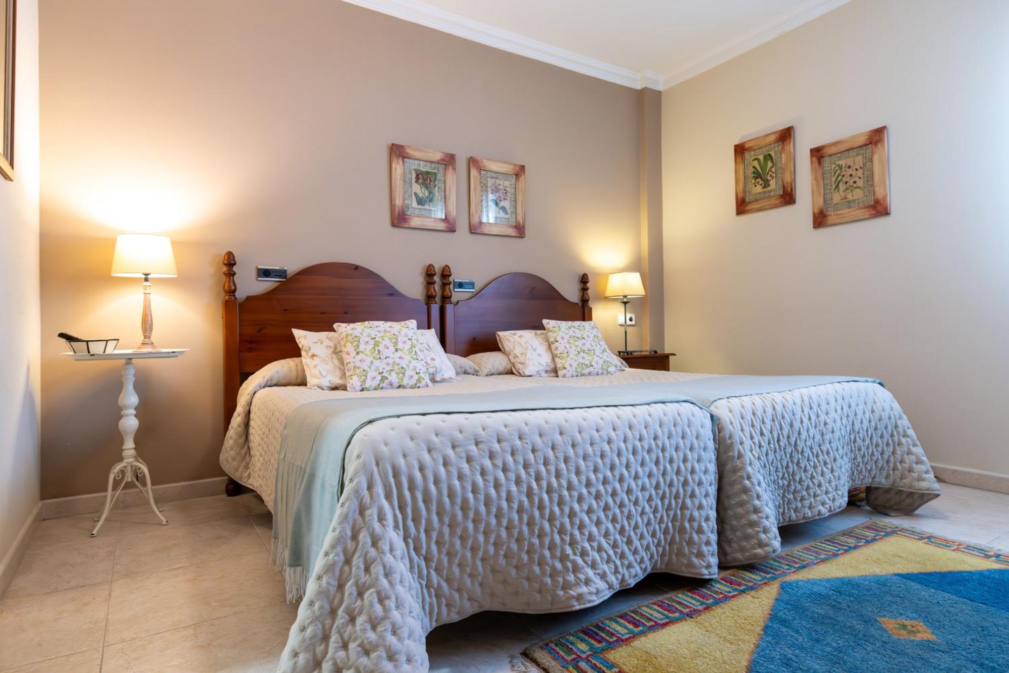 Casa De Grande Guest House กัมบาโดส ภายนอก รูปภาพ