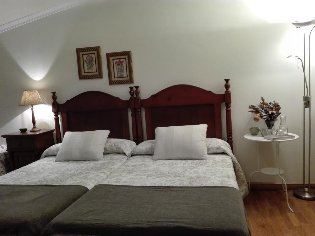 Casa De Grande Guest House กัมบาโดส ภายนอก รูปภาพ