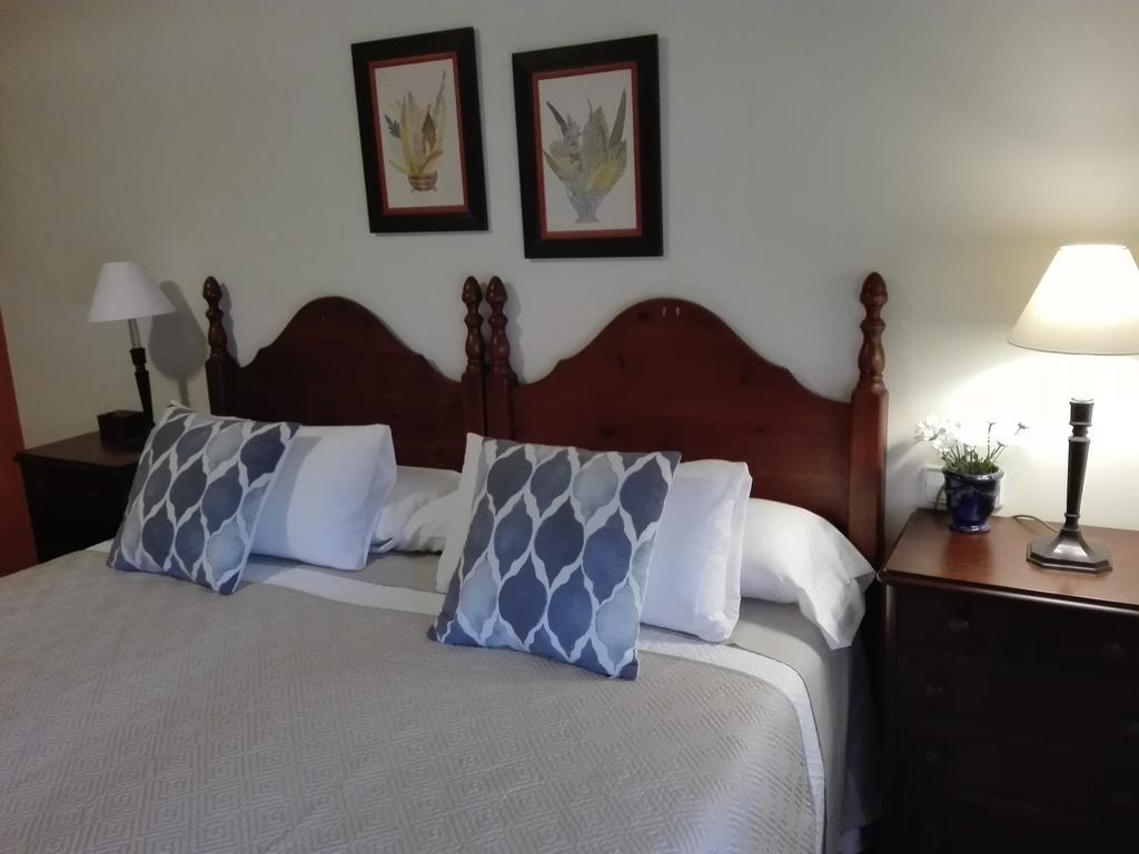 Casa De Grande Guest House กัมบาโดส ภายนอก รูปภาพ